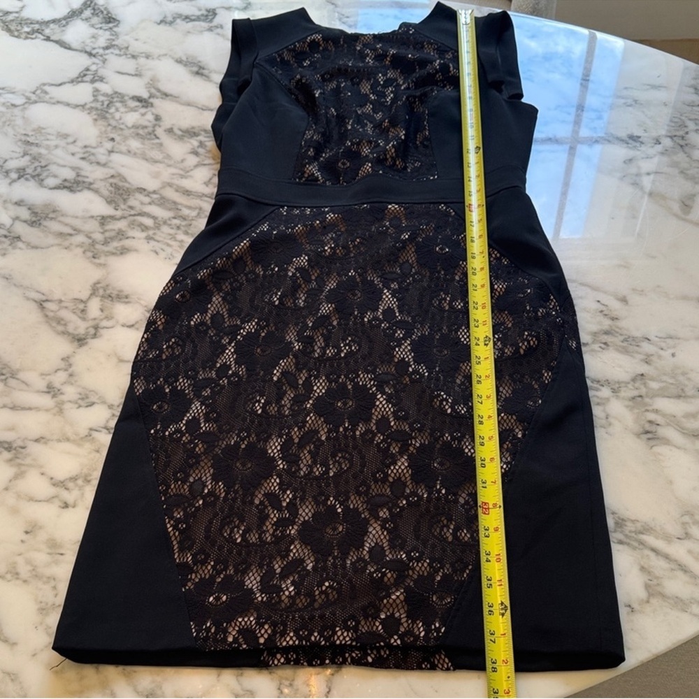 EUC Adrianna Papell Black Lace Mini Dress Sz 8 - Picture 4 of 6